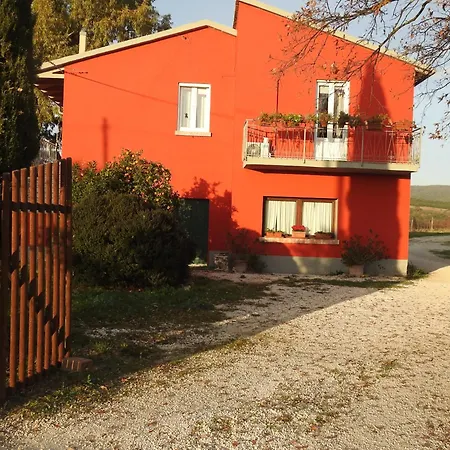 Semesterbostad Poggio La Luna - La Casa Nel Vigneto *